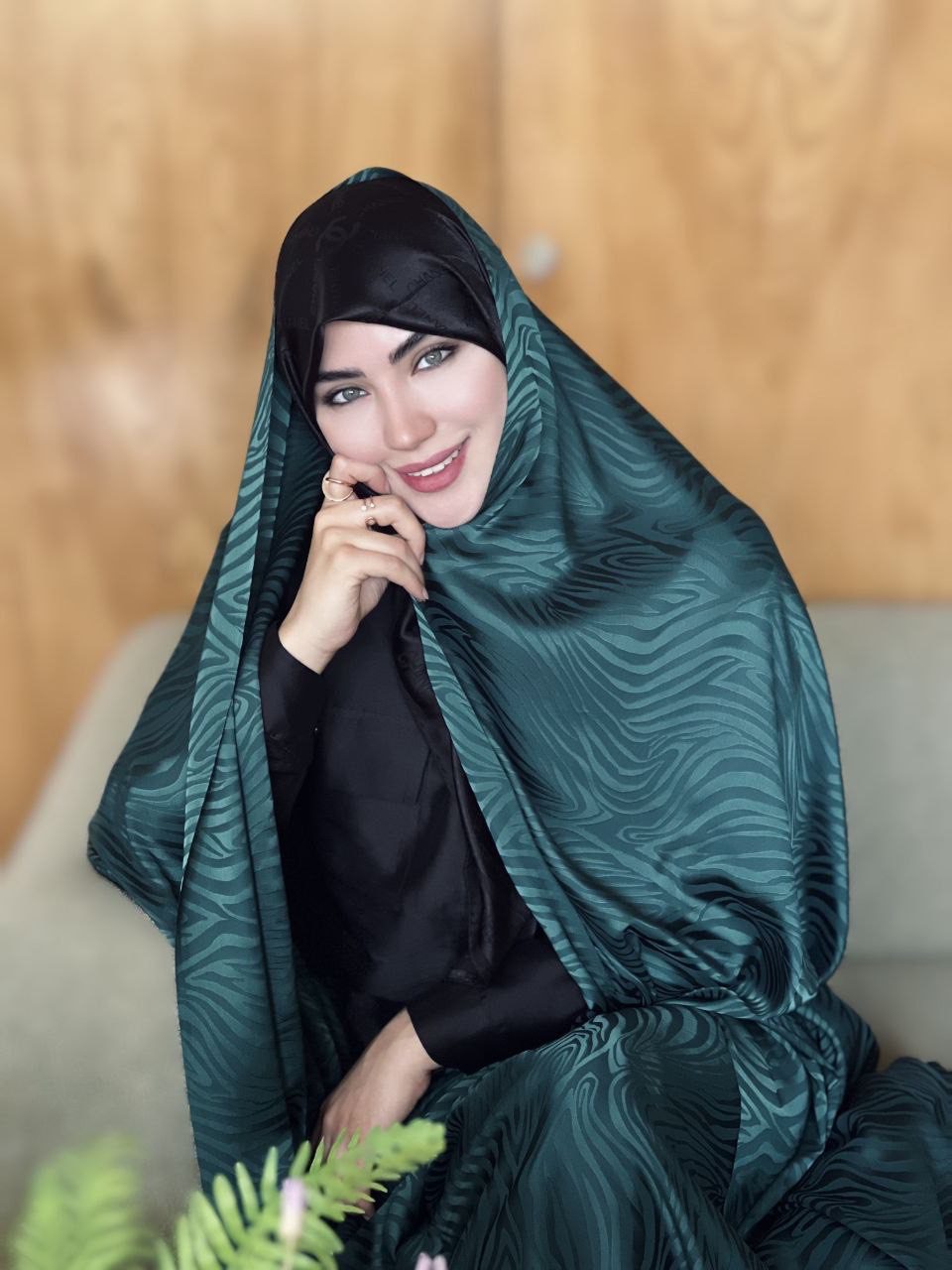 چادر مجلسی تک رنگ ماری